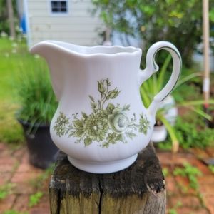 Winterling Kirchenlamitz Bavaria Clarissa vintage porcelain creamer